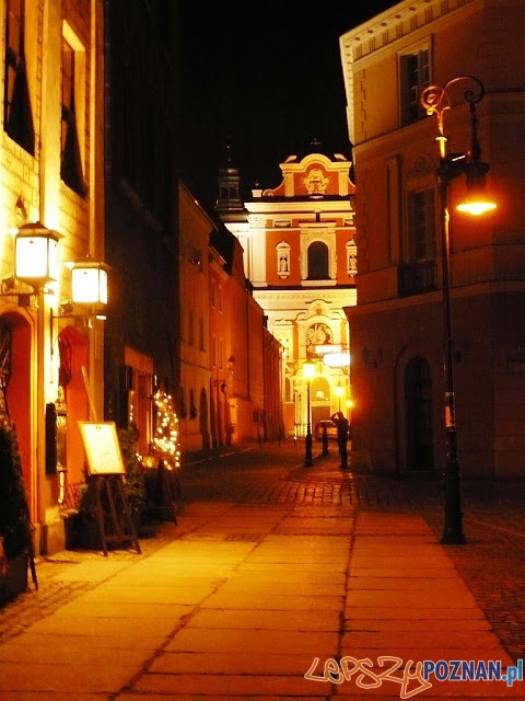 Stary Rynek widok na Farę  Foto: fotopoznan.blogspot.com