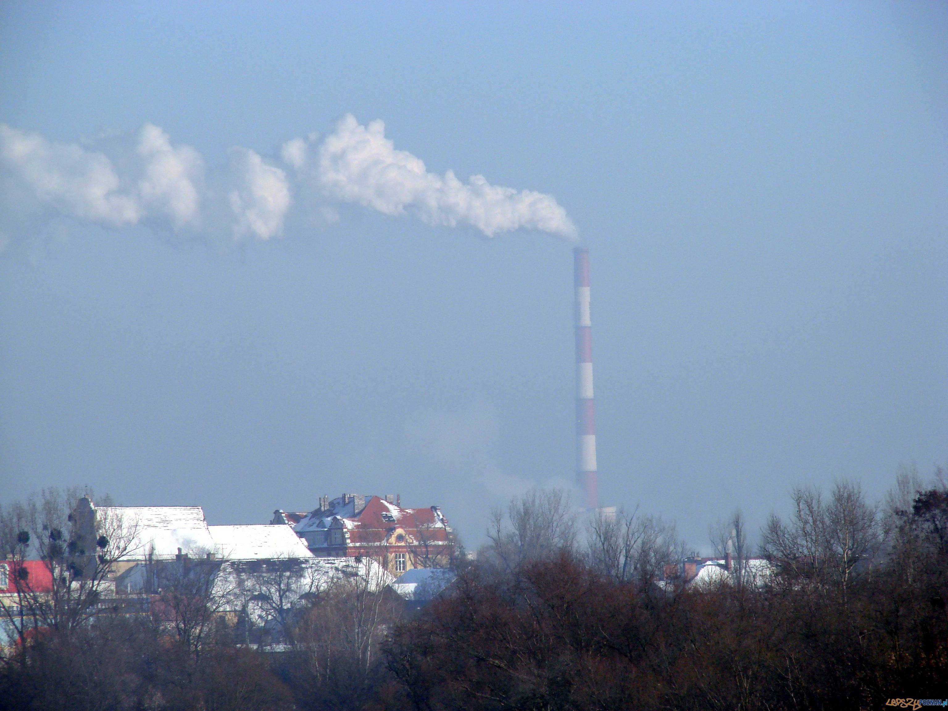 Komin Elektrociepłowni Karolin  Foto: lepszyPOZNAN.pl / ag