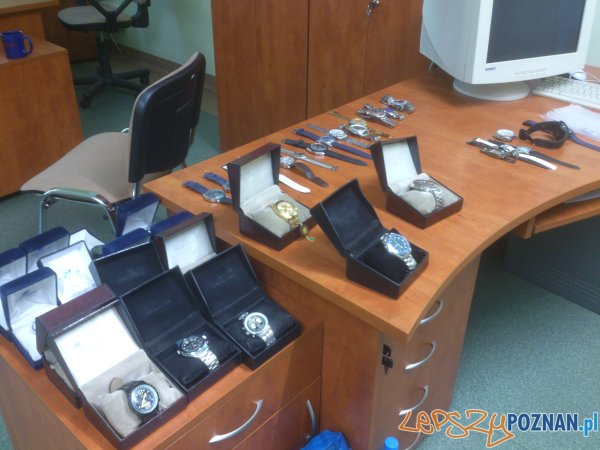 Zabezpieczone zegarki   Foto: materiały policji 