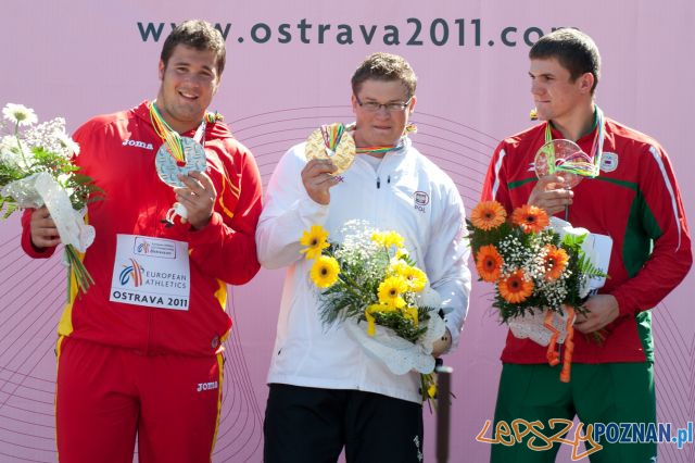 Paweł Fajdek z medalem w Ostrawie - 2011 rok  Foto: Wikipedia