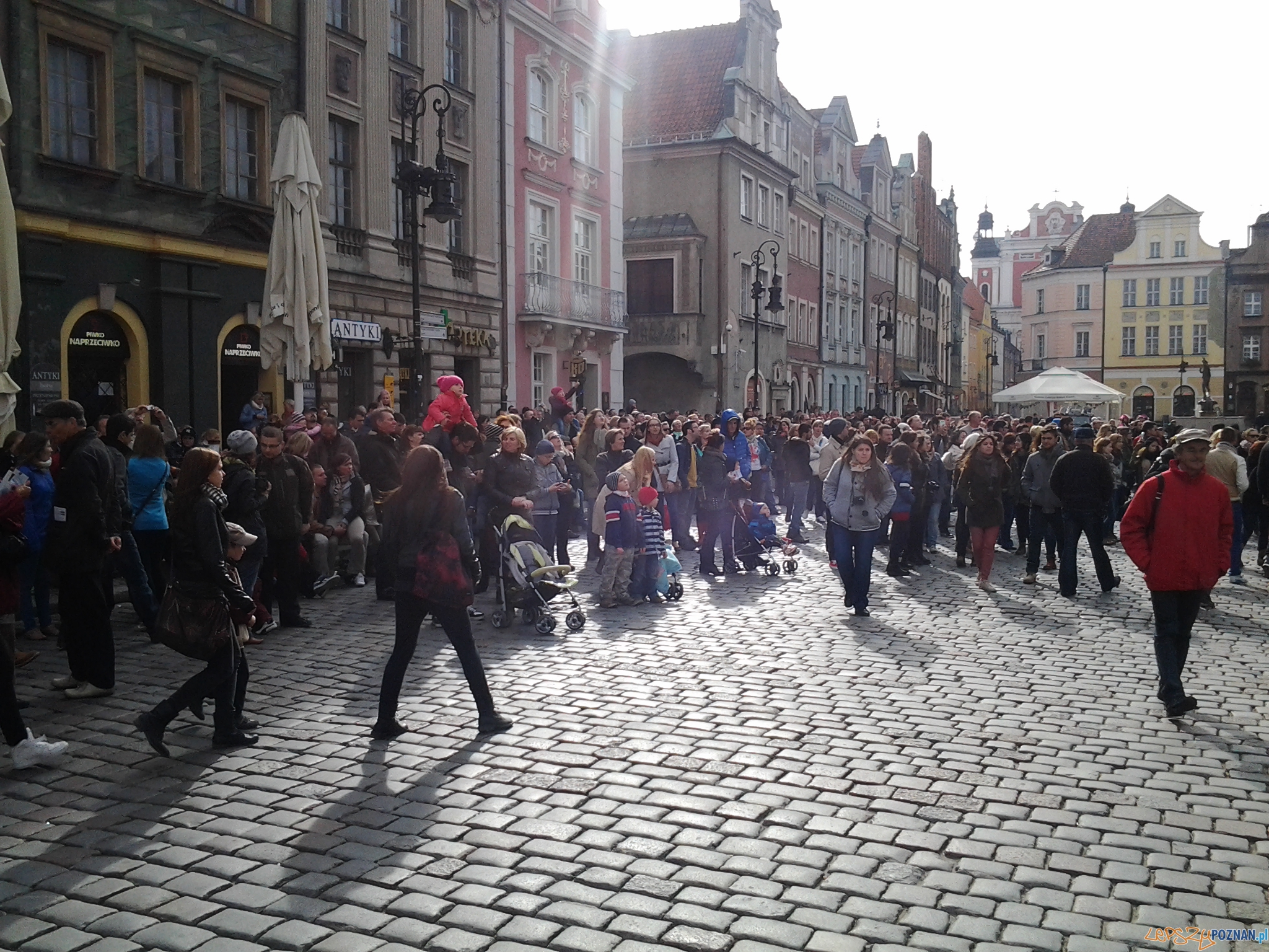 Turyści na Starym  Foto: lepszyPOZNAN.pl / tab