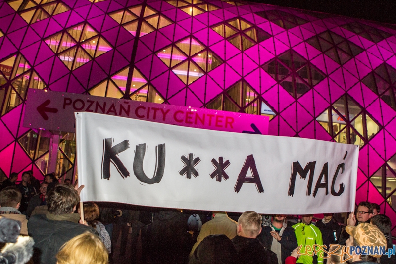 "Kr**a mać!" przeciwko niefunkcjonalności ZCK - Poznań 8.10.2013 r.  Foto: LepszyPOZNAN.pl / Paweł Rychter