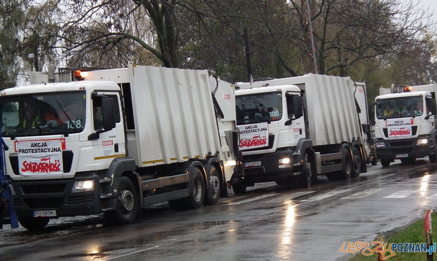 Protest związkowców z firmy Remondis  Foto: Solidarność 