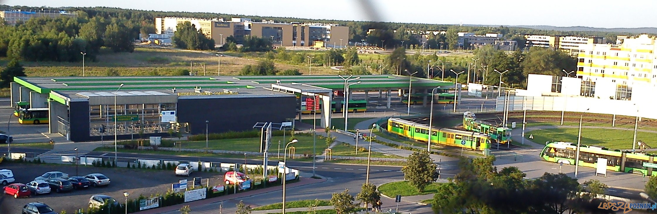 Dworzec autobusowy na Osiedlu Sobieskiego panorama  Foto: CC/wikipedia