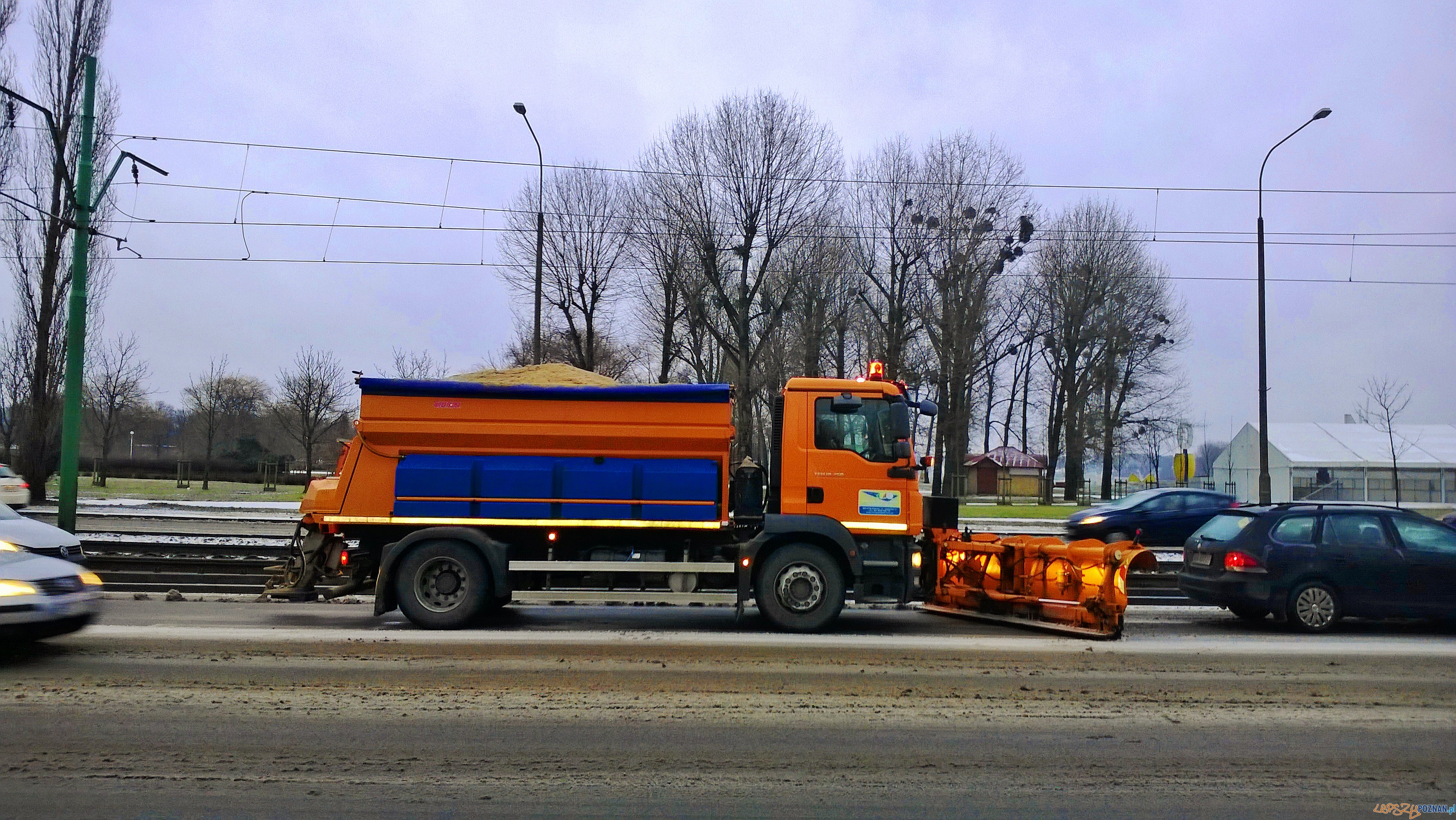 Piaskarka na Jana Pawła II  Foto: TD