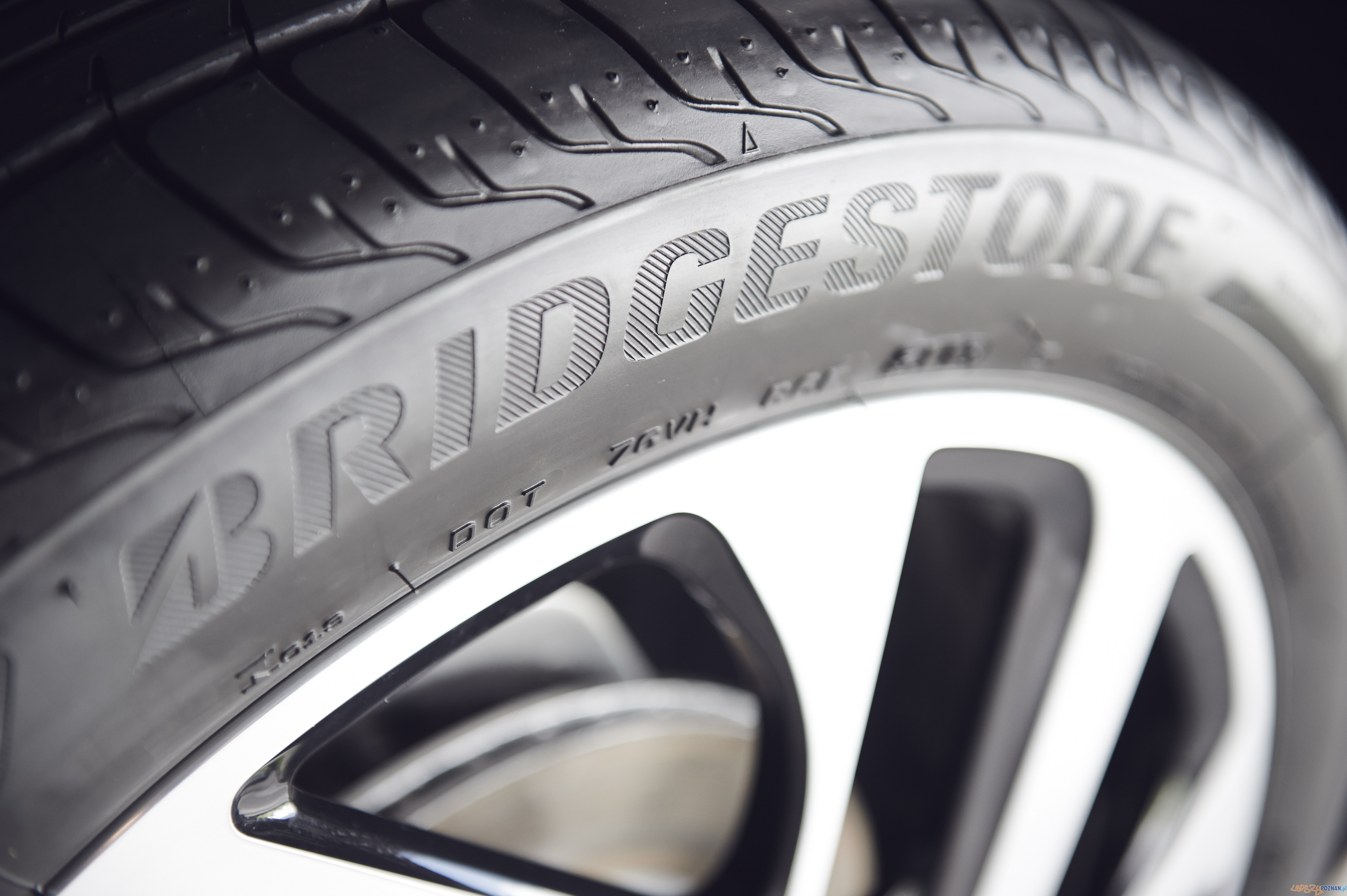 Bridgestone AlphaElectric  Foto: Bridgestone