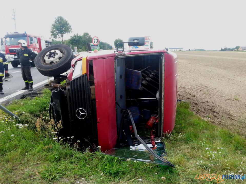 Wypadek w Nieprószewie  Foto: JRG4 Poznań