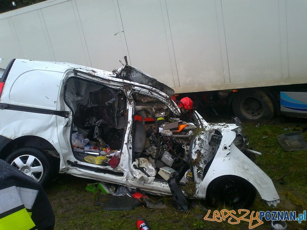 Śmiertelny wypadek w Kajewie  Foto: PSP / mł.ogn. Mariusz Glapa, str. Sylwester Chwałkowski