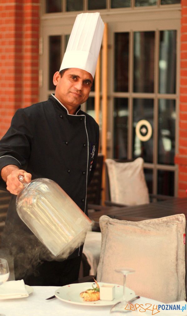 Chef Kuchni Piano Bar Roop Lal Balu  Foto: 