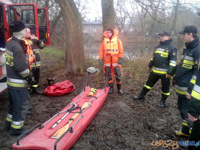 Ćwiczyli akcje ratunkowe na lodzie  Foto: JRG 7 / Piotr Czubiński