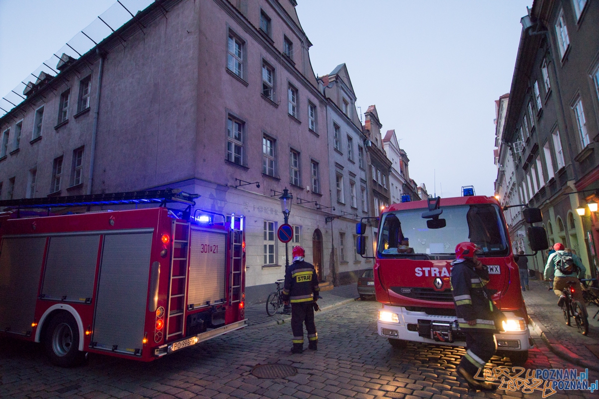 Interwencja Straży Pożarnej na ulicy Wodnej  Foto: lepszyPOZNAN.pl / Piotr Rychter