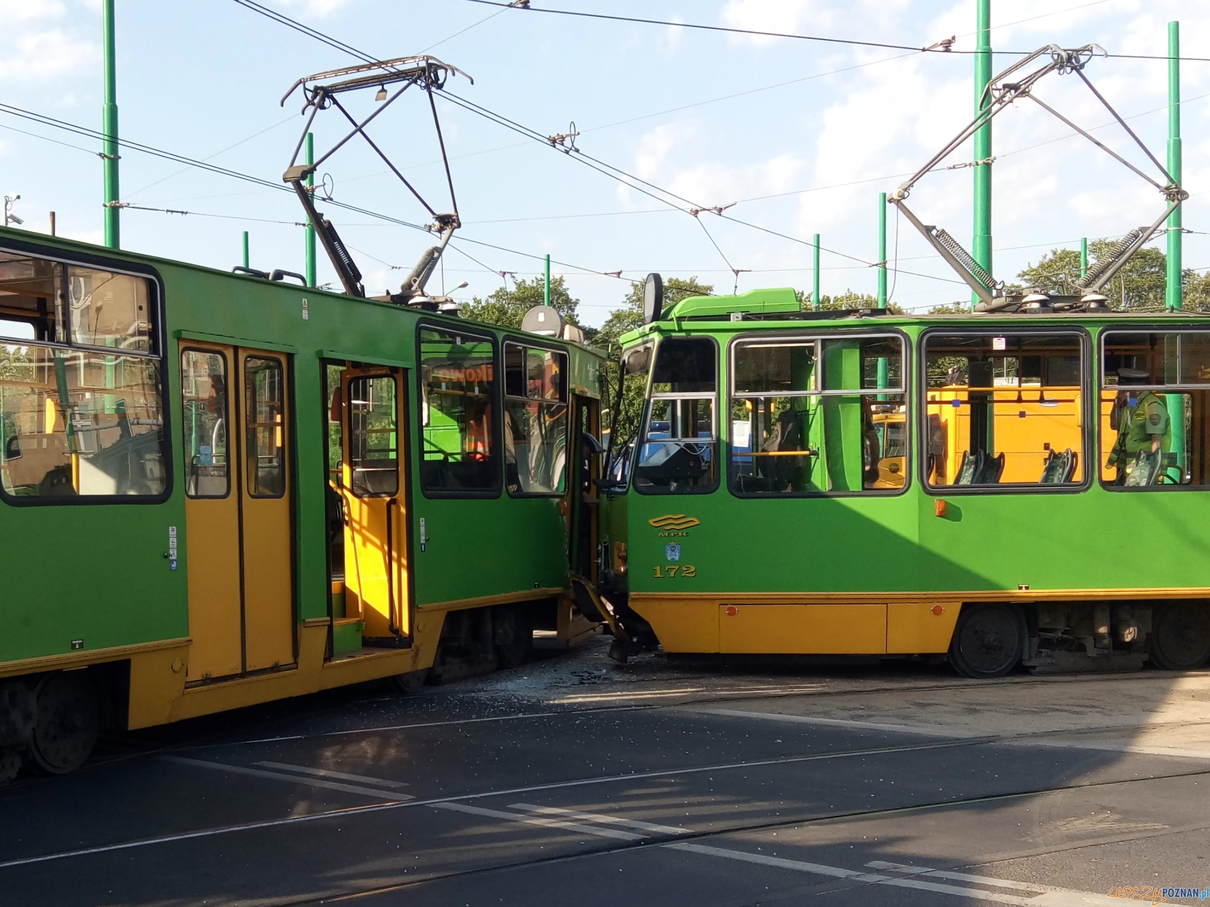 SĄ RANNI PO ZDERZENIU BIMB  Foto: lepszyPOZNAN.pl / Piotr Rychter