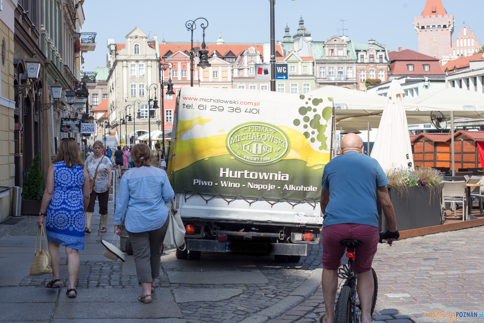 Wykroczenia na Starym Rynku  Foto: lepszyPOZNAN.pl