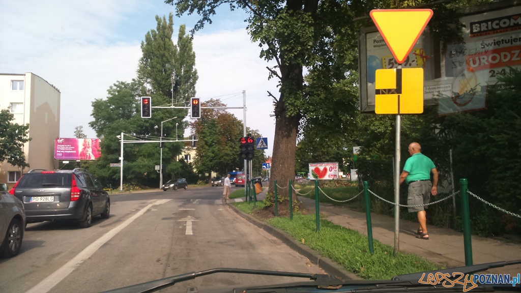 Sygnalizacja na skrzyżowaniu Ubranowskiej z Wojska Polskiego  Foto: Straż Miejska