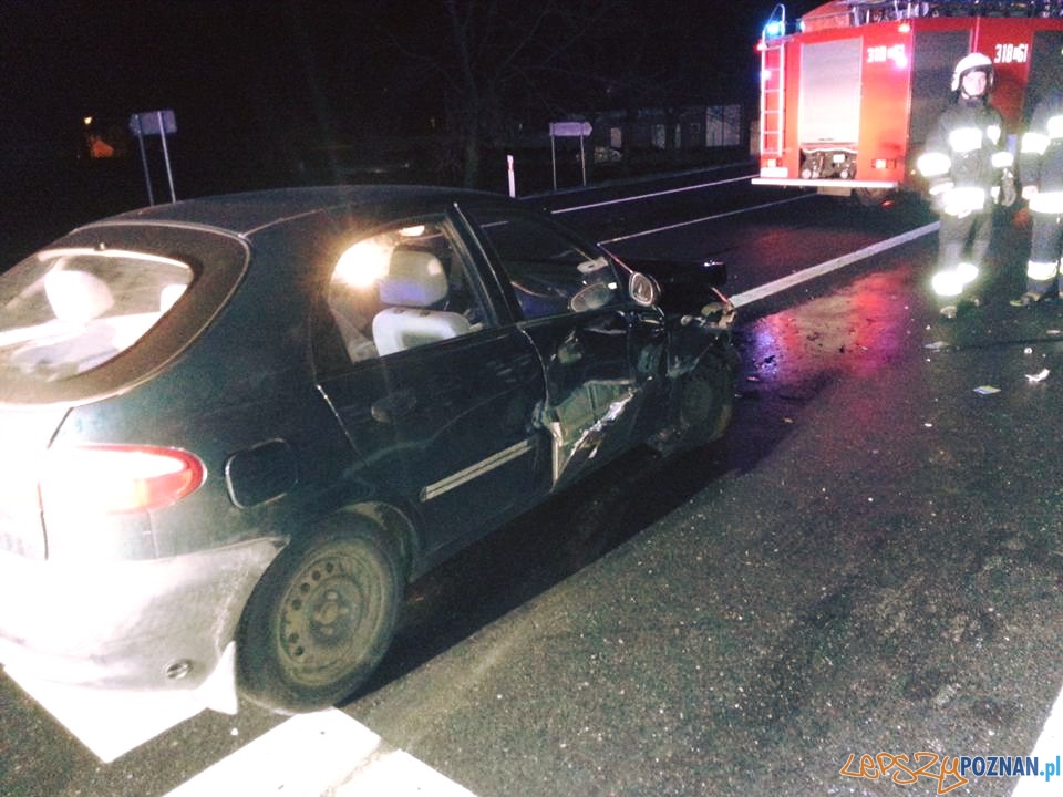 Wypadek na drodze między Kostrzynem a Wrześnią  Foto: OSP Kostrzyn