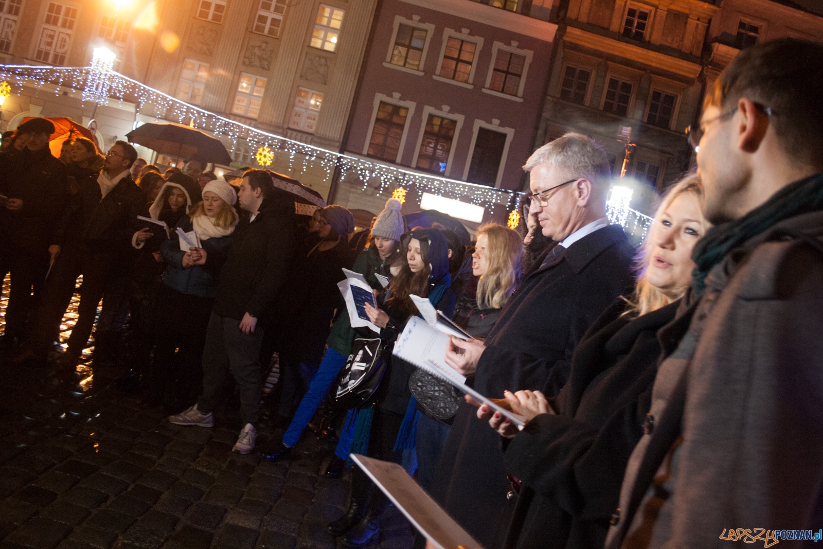 Jedna kolęda w wielu językach - Cicha Noc (17.12.2015)  Foto: © lepszyPOZNAN.pl / Karolina Kiraga