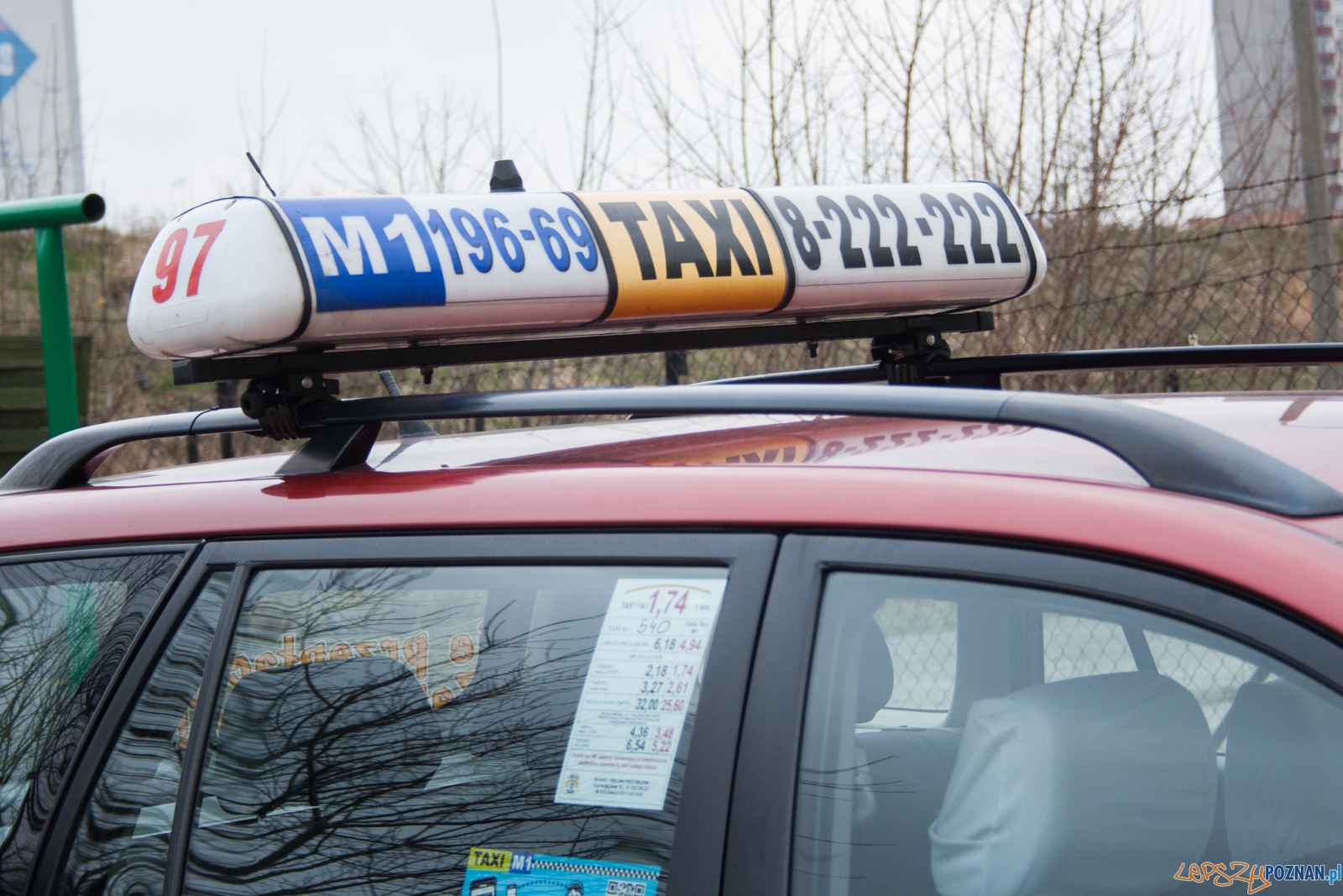 Taxi / taksówka Foto: © lepszyPOZNAN.pl / Karolina Kiraga Taxi / taksówka Foto: © lepszyPOZNAN.pl / Karolina Kiraga