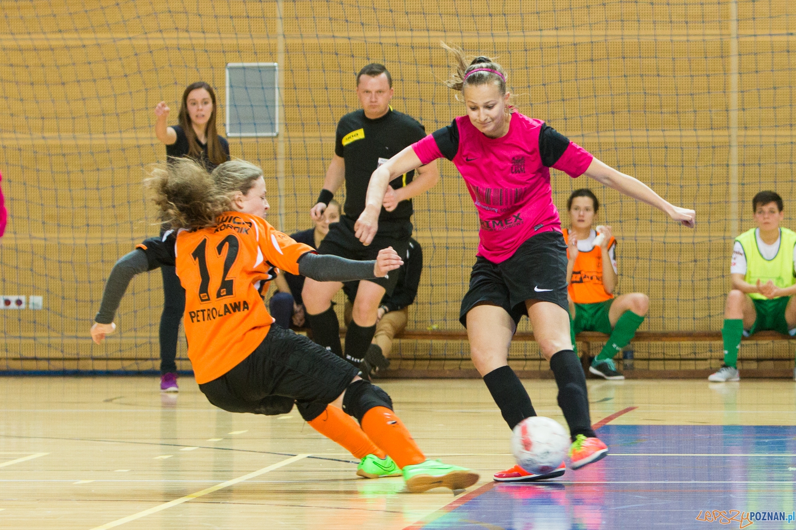 5. kolejka ekstraligi futsalu kobiet: KU AZS UAM Poznań – Kot  Foto: lepszyPOZNAN.pl / Piotr Rychter