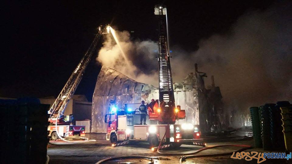 Pożar przy Smoluchowskiego  Foto: OSP Luboń