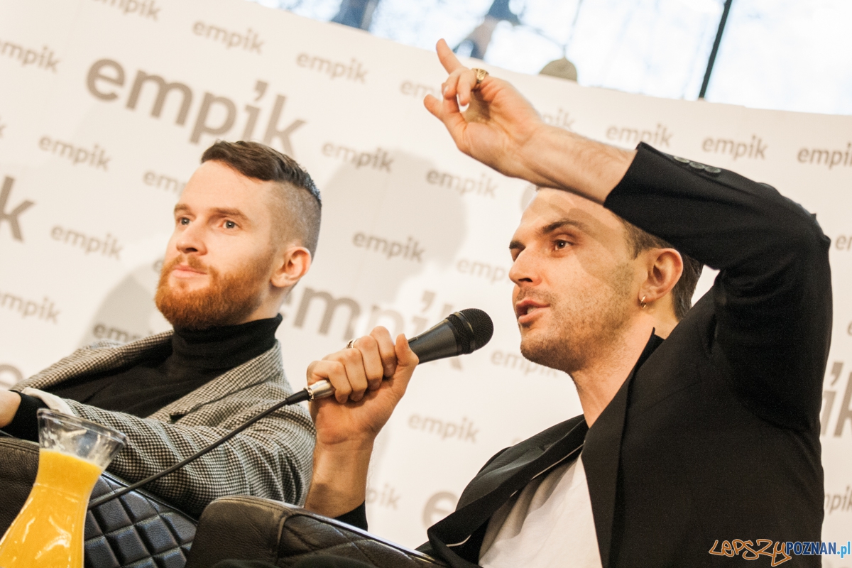 Hurts w poznańskim empiku (28.02.2016)  Foto: © lepszyPOZNAN.pl / Karolina Kiraga