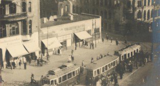 Plac Świętokrzyski 30.07.1946  Foto: Mirosław Pomorski / MKZ 