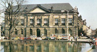 Muzeum Narodowe  - 1984-85  Foto: Pocztówka KAW fot. L.Surowiec / fotopolska