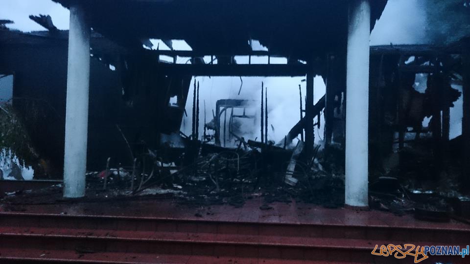 Pożar na Biskupińskiej  Foto: OSP Suchy Las
