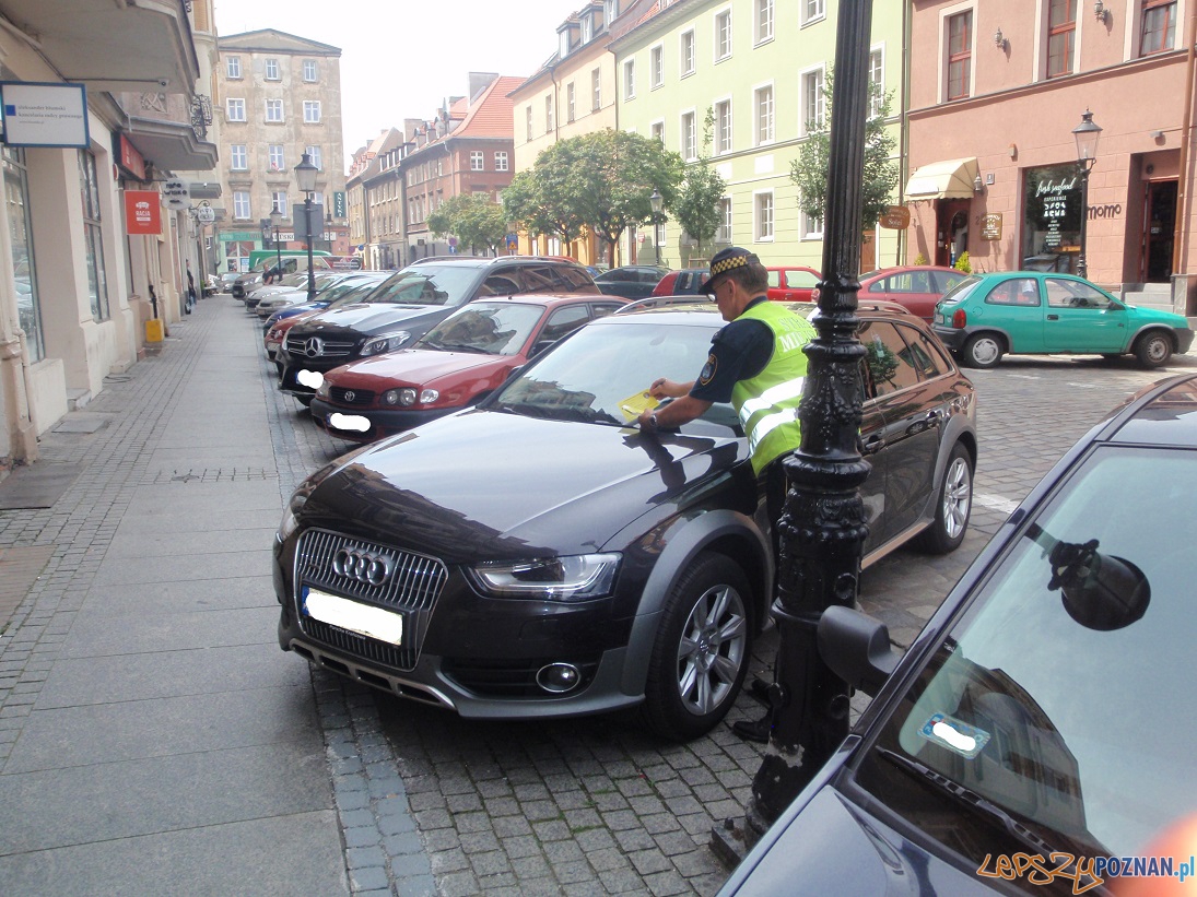 Zmiana sposobu parkowania na Szewskiej  Foto: UMP