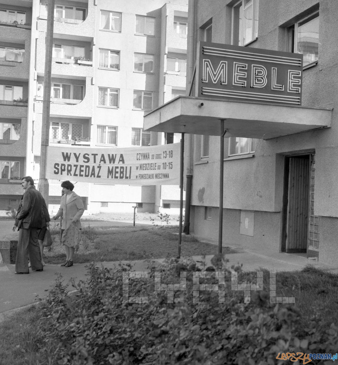 Wzorcowe mieszkanie - wystawa i sprzedaż mebli na Os. Czecha - 25.09.1978  Foto: Stanisław Wiktor / Cyryl