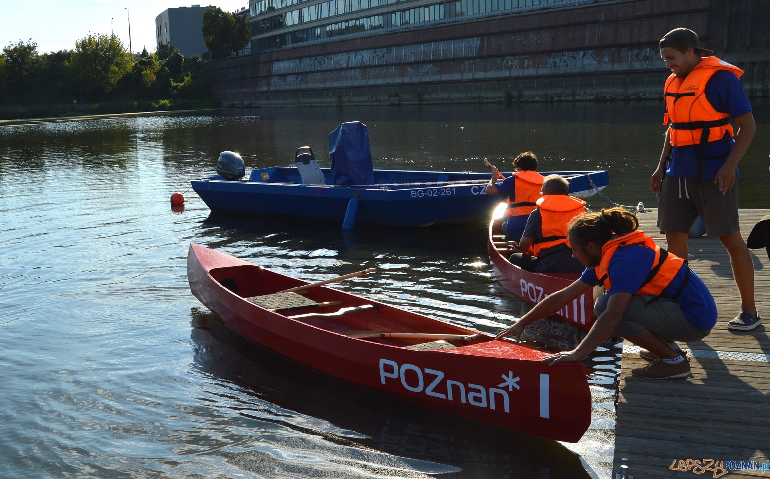 Wodowanie kajaków w Starym Porcie  Foto: Lilia Łada / UMP