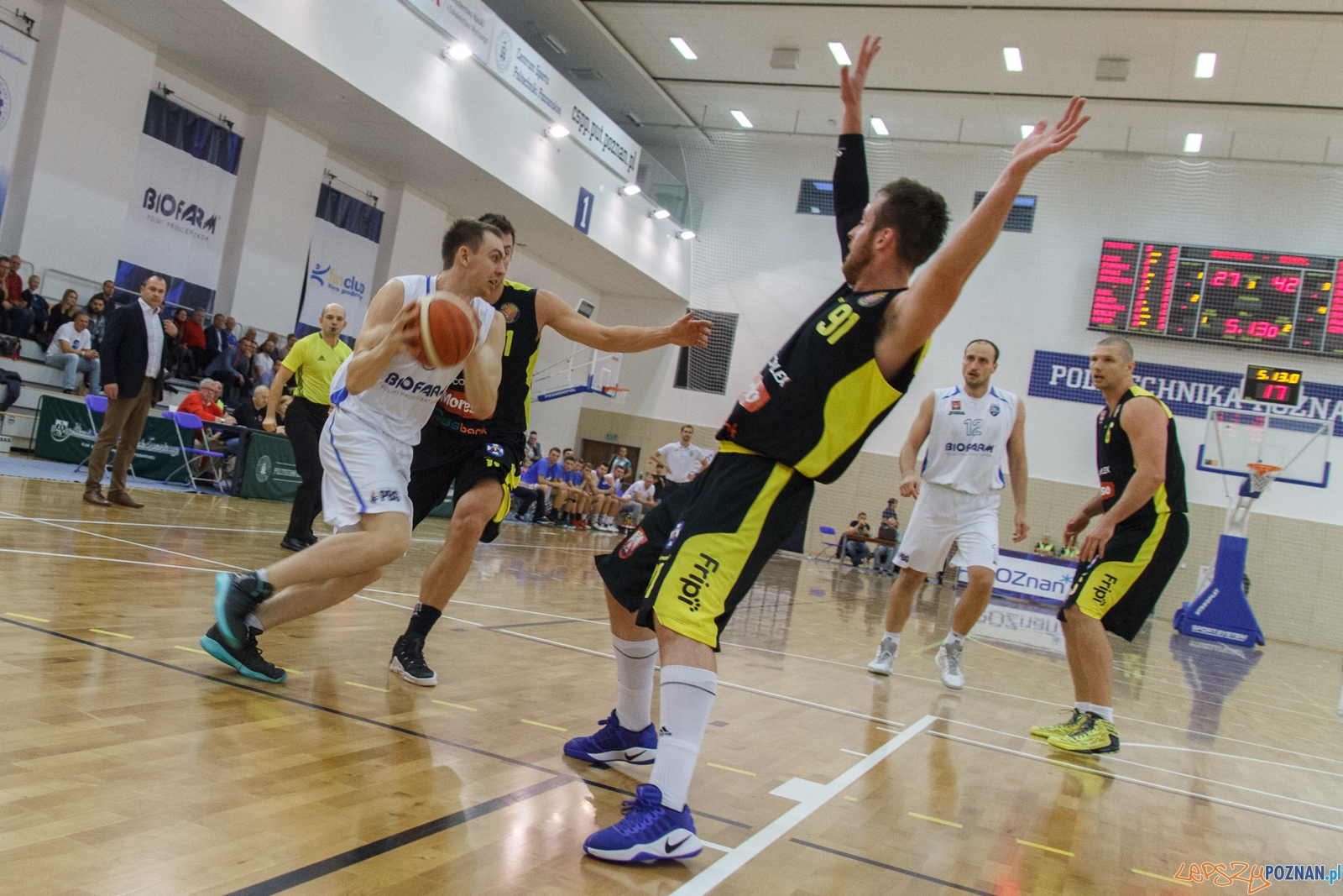 1.Liga Koszykówki Mężczyzn, Biofarm Basket Poznań - Max Elek  Foto: LepszyPOZNAN.pl / Paweł Rychter