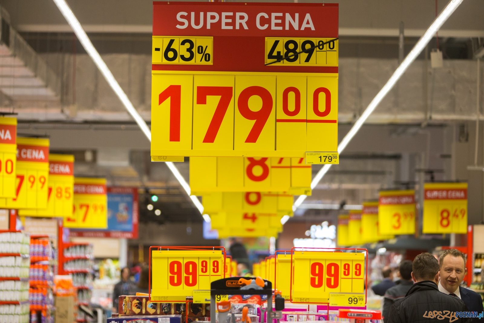 Promocje, super cena  Foto: lepszyPOZNAN.pl / Piotr Rychter