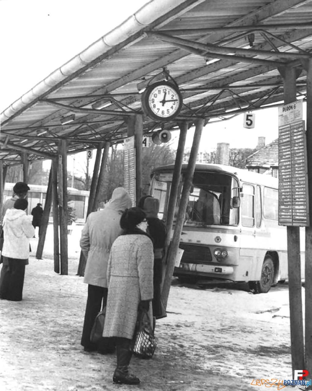 Dworzec PKS - lata 80.te  Foto: Archiwum PKS