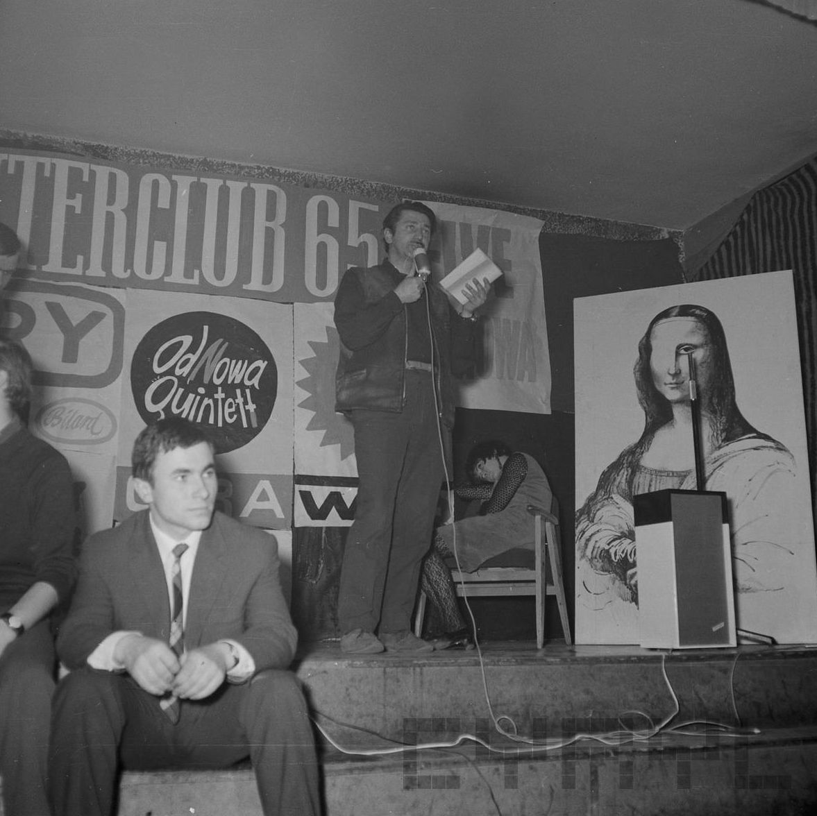 Ryszard Danecki - scena klubu OdNowa przy Wielkiej - rok 1965  Foto: Jerzy Nowakowski / Cyryl