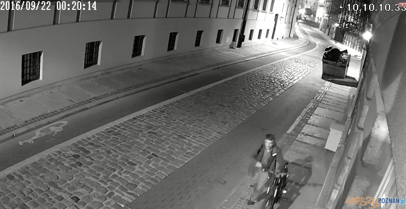 Kradzież roweru  Foto: monitoring /KMP Poznań
