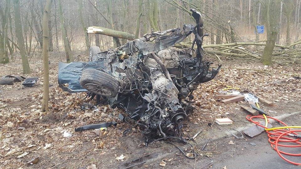 Wypadek na drodze do Sowińska  Foto: Heavy Rescue  SGRT OSP Mosina