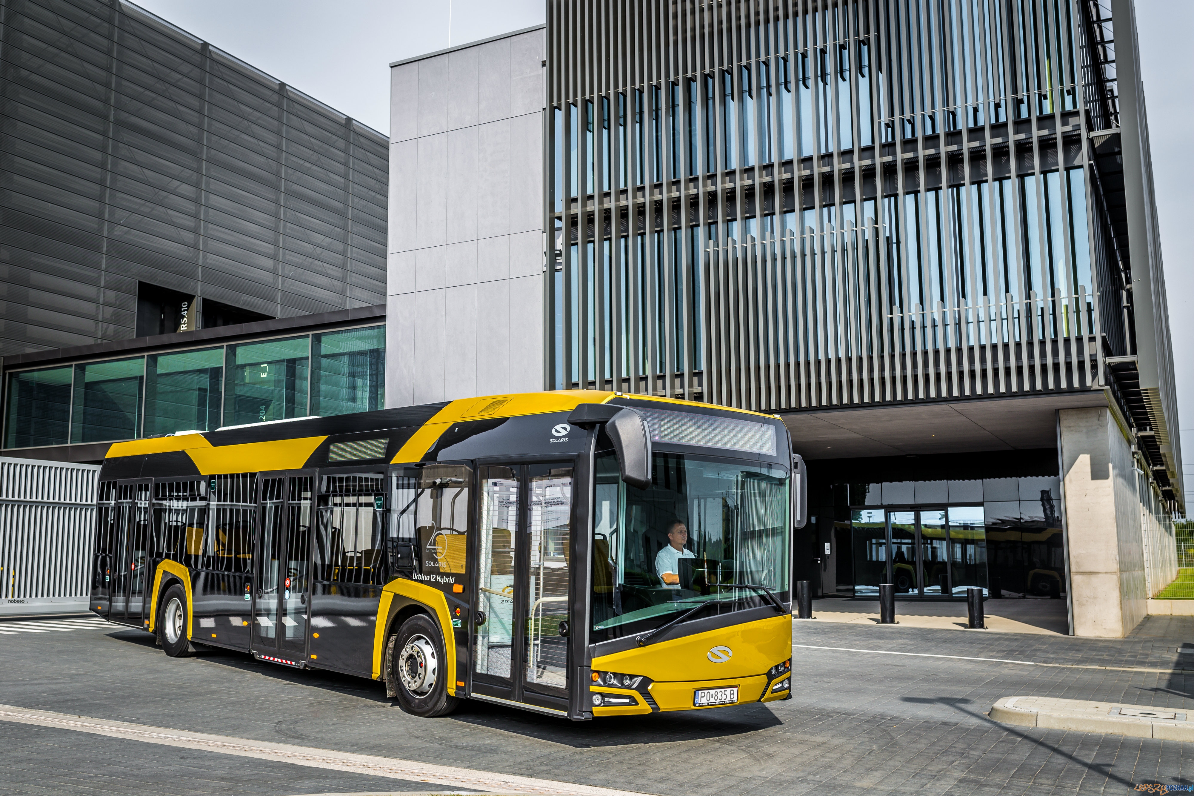 Solaris urbino 12 hybrid  Foto: Solaris