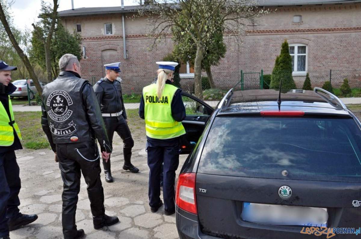 Patrz w lusterka - motocykle są wszędzie  Foto: KMP Poznań