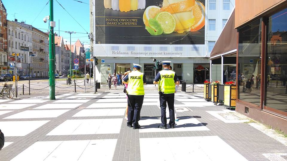 Policja - patrol pieszy  Foto: lepszyPOZNAN / TD