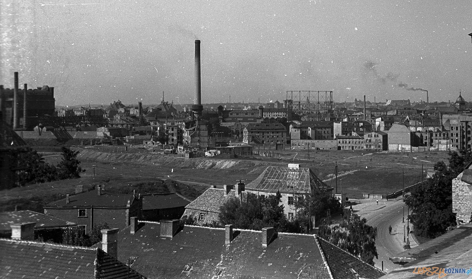 Widok z Katedry w kierunku Chwaliszewa, ok. roku 1947  Foto: Bogdan Celichowski / fortepan.hu