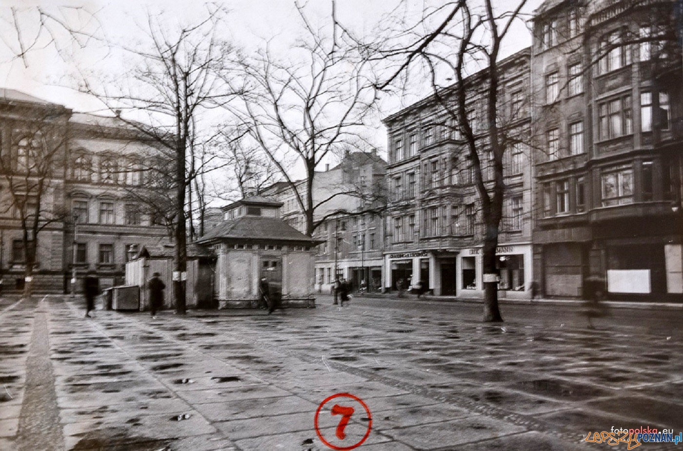 Plac Wielkopolski 1940 - 44  Foto: Miejski Konserwator Zabytków / fotopolska