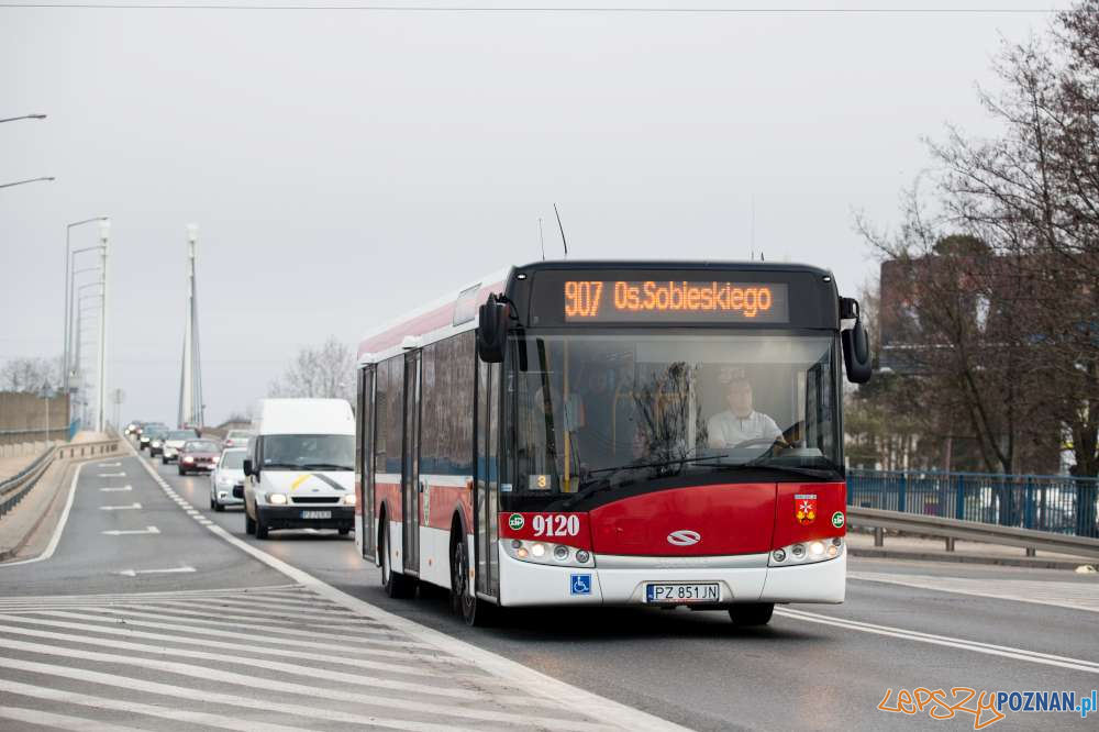 Autobus linii nr 907  Foto: ZTM