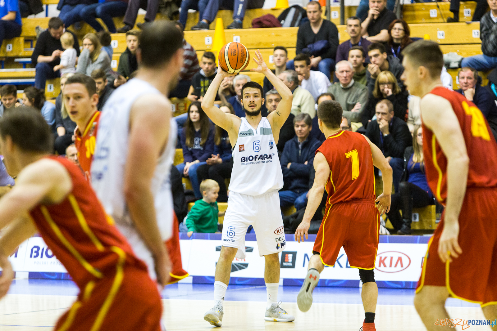 Biofarm Basket - KK Warszawa 86:82 - Poznań 02.12.2017 r.  Foto: LepszyPOZNAN.pl / Paweł Rychter