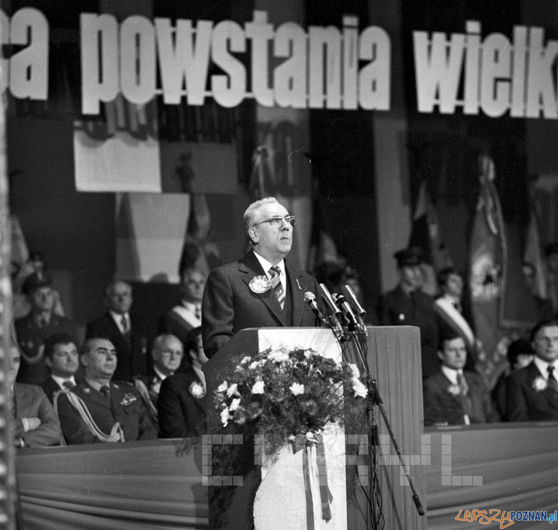 E. Gierek przemawia podczas uroczystosci rocznicowych Powstania Wielkopolskiego 18.12.1978  Foto: Stanisław Wiktor / Cyryl