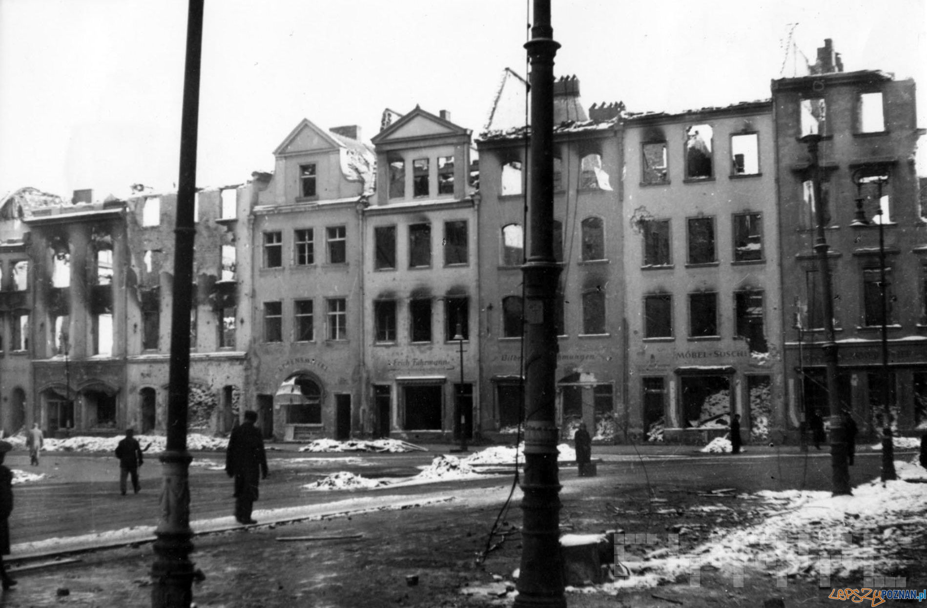 Stary Rynek 1945  Foto: Zbigniew Zielonacki / Cyryl