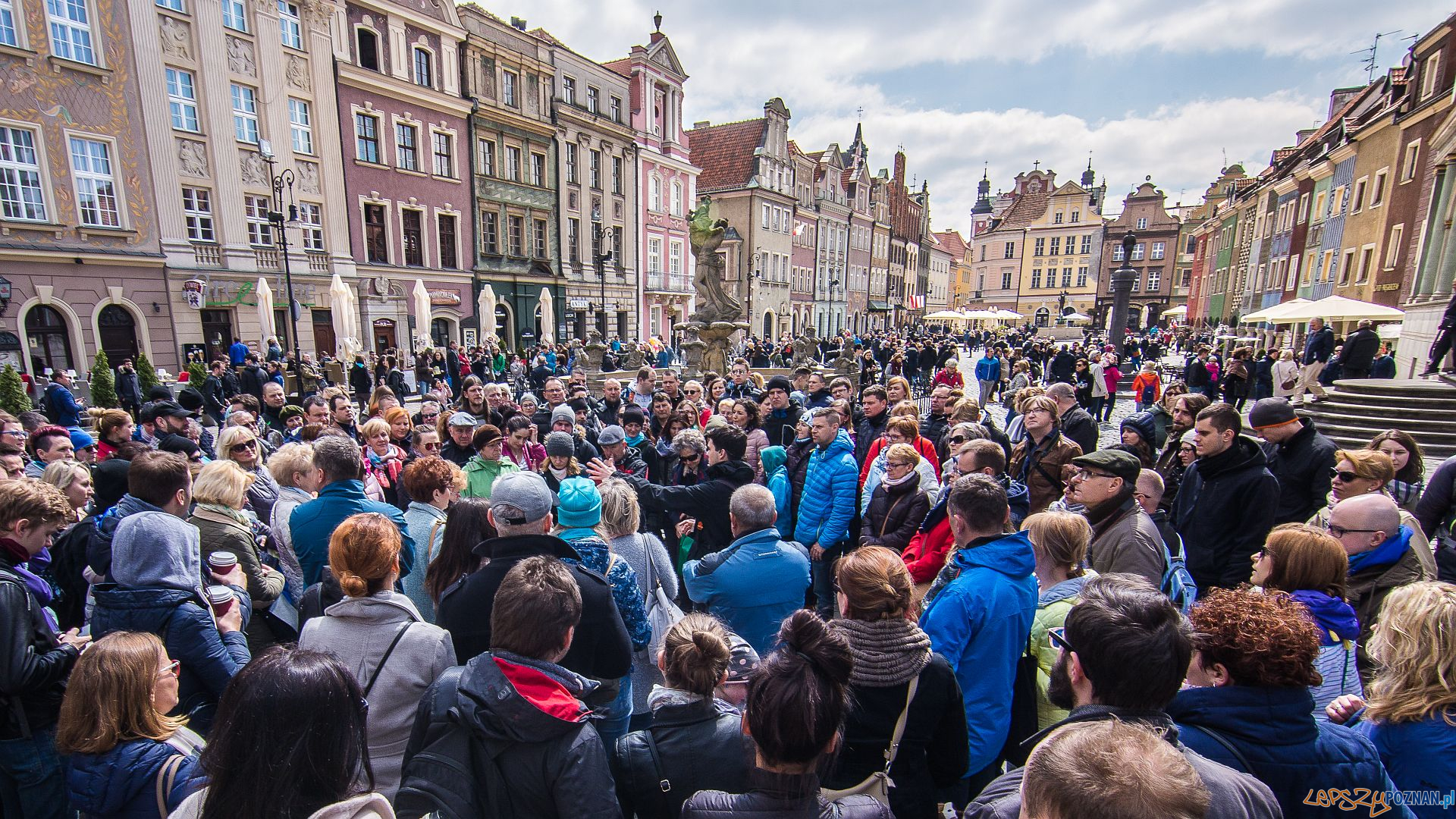 Poznań za pół ceny - Stary Rynek  Foto: Jakub Pińdych / PLOT