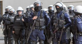 Lech Poznań - Legia Warszawa (zamieszki na stadionie)  Foto: lepszyPOZNAN.pl/Piotr Rychter