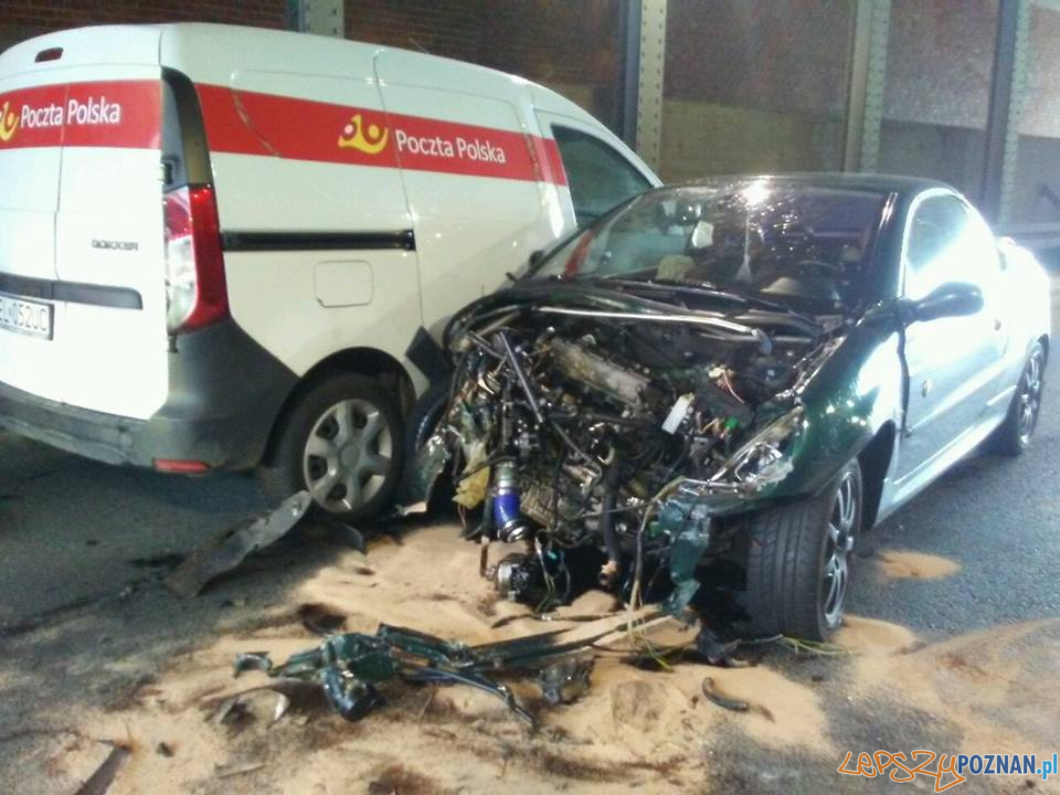 Wypadek na Hetmańskiej  Foto: Pomoc Drogowa Car Center Poznań