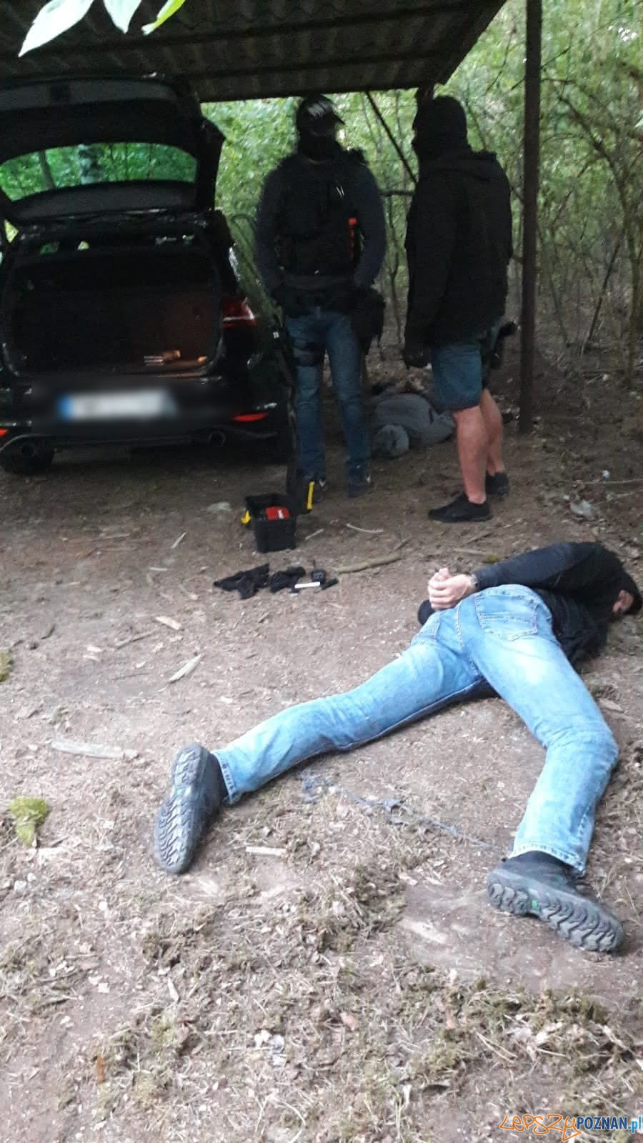 Policjanci odzyskali skradziony samochód  Foto: KMP Poznań
