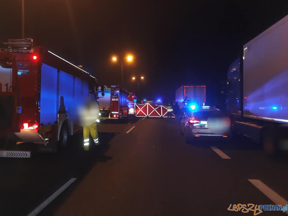 Śmiertelny wypadek na A2  Foto: OSP Gozdowo